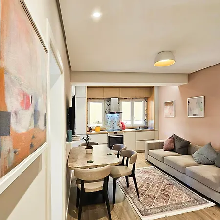 Blloku Апартаменты Тирана